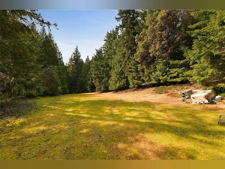 330 East West Road, Mayne Island, BC, V0N 2J2 - 41