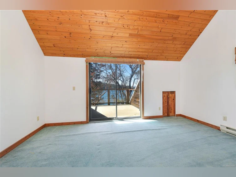 330 East West Road, Mayne Island, BC, V0N 2J2 - 21
