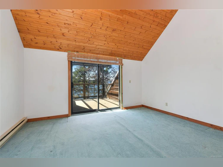 330 East West Road, Mayne Island, BC, V0N 2J2 - 25