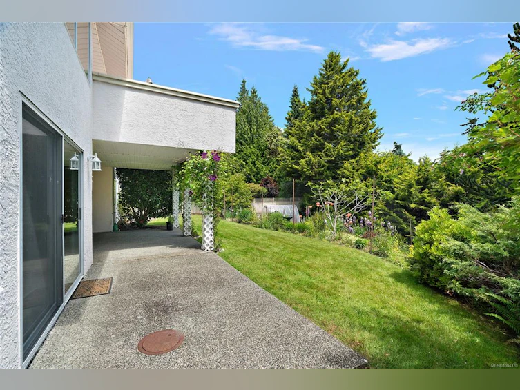 8581 Cathedral Place, North Saanich, BC, V8L 5E1 - 40