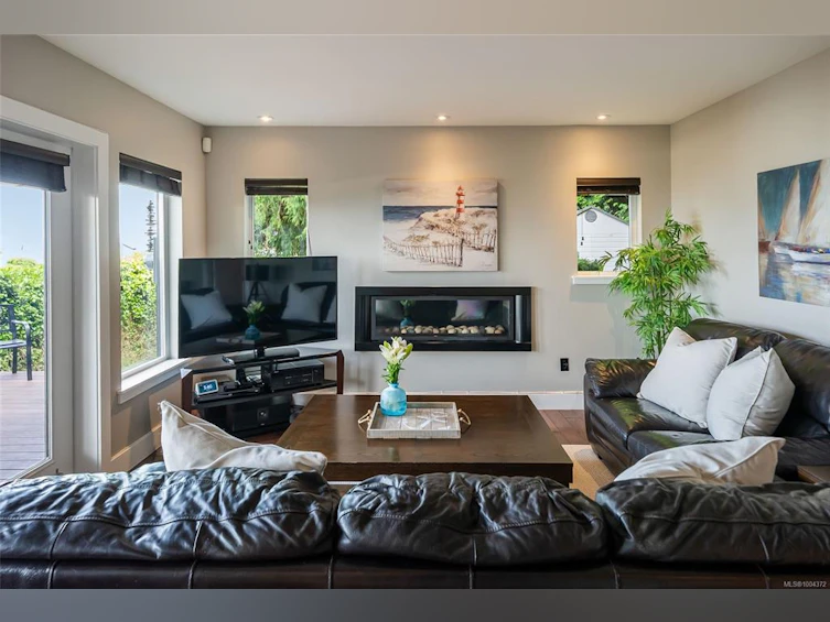 3008 W Island Highway, Qualicum Beach, BC, V9K 2H2 - 16