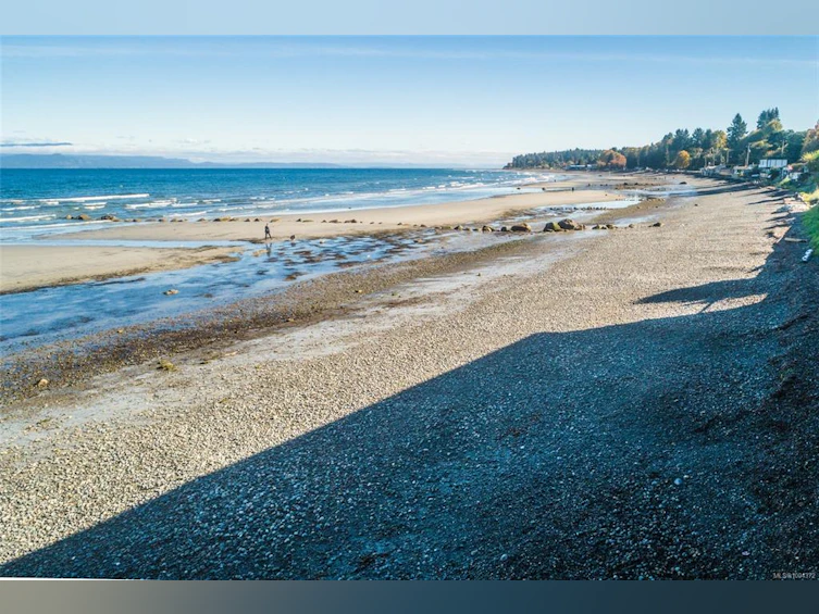 3008 W Island Highway, Qualicum Beach, BC, V9K 2H2 - 32