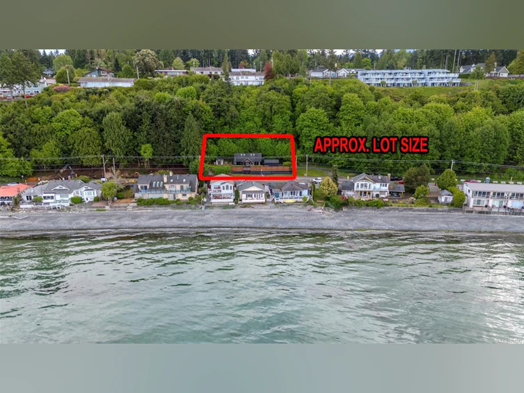 3008 W Island Highway, Qualicum Beach, BC, V9K 2H2 - 2