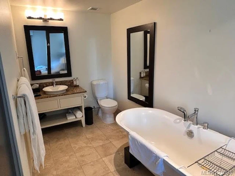 A509-810 Humboldt Street, Victoria, BC, V8V 5B1 - 10