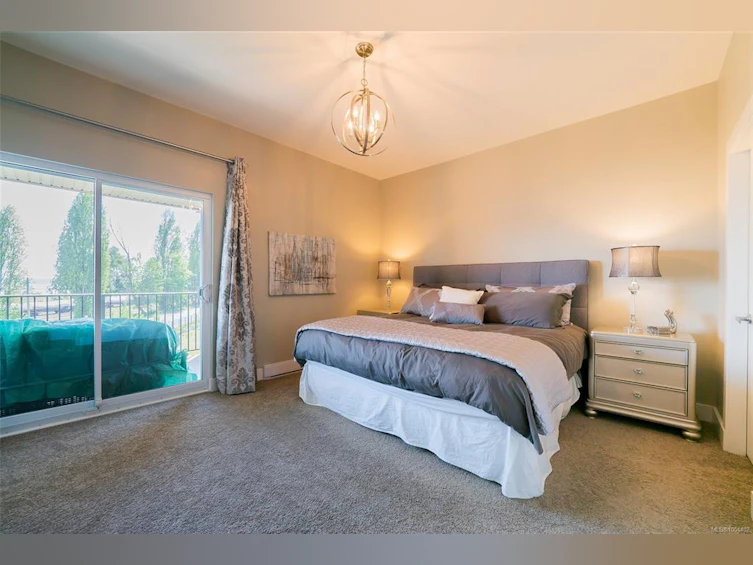 304-104 Esplanade Street, Nanaimo, BC, V9R 0G6 - 9