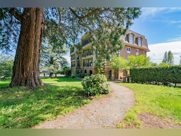 304-104 Esplanade Street, Nanaimo, BC, V9R 0G6 - 34