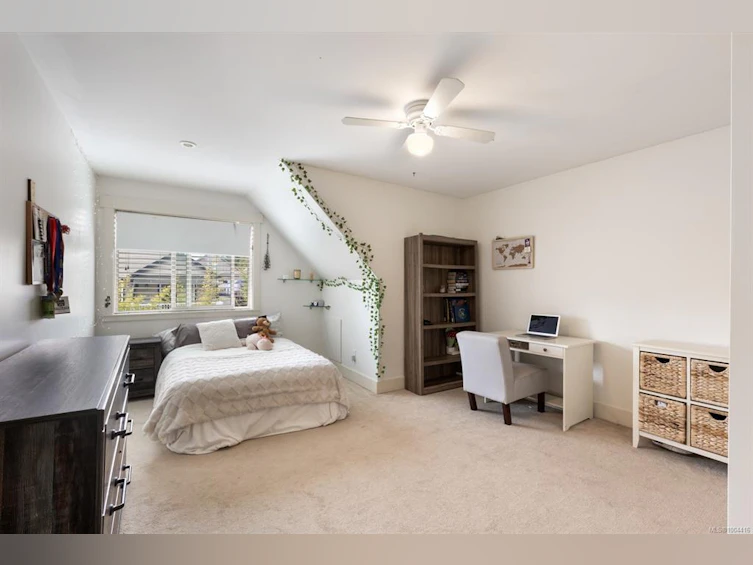 2673 Kendal Avenue, Cumberland, BC, V0R 1S0 - 22
