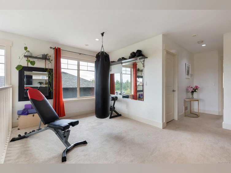 2673 Kendal Avenue, Cumberland, BC, V0R 1S0 - 20