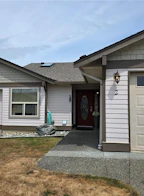2 5608 Strathcona Street