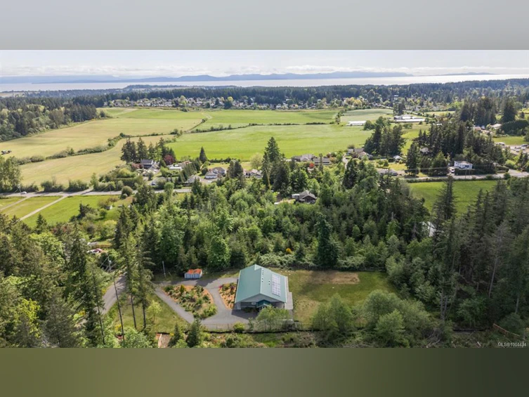 2051 Hector Road, Comox, BC, V9M 3Y7 - 7