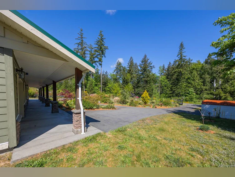 2051 Hector Road, Comox, BC, V9M 3Y7 - 46