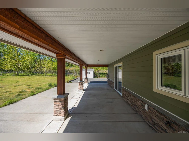 2051 Hector Road, Comox, BC, V9M 3Y7 - 49