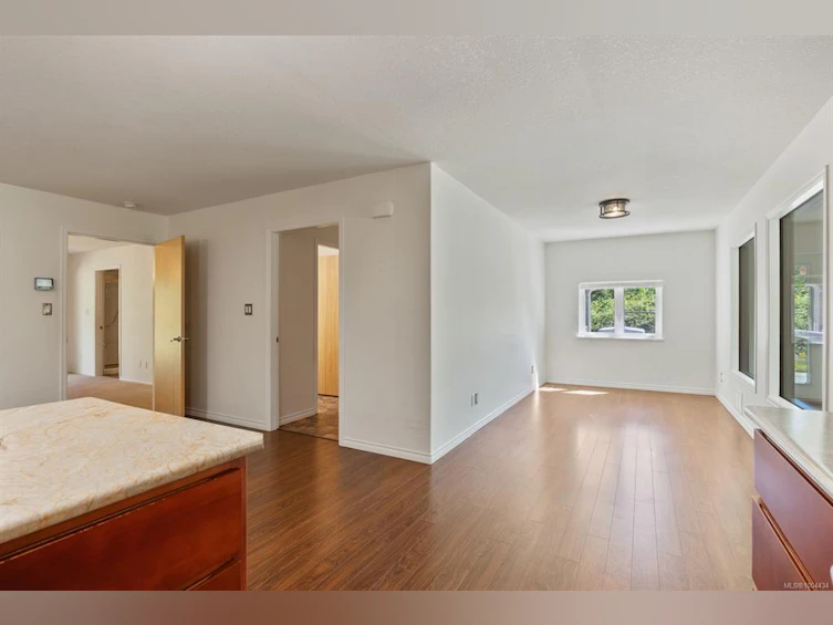 2051 Hector Road, Comox, BC, V9M 3Y7 - 18