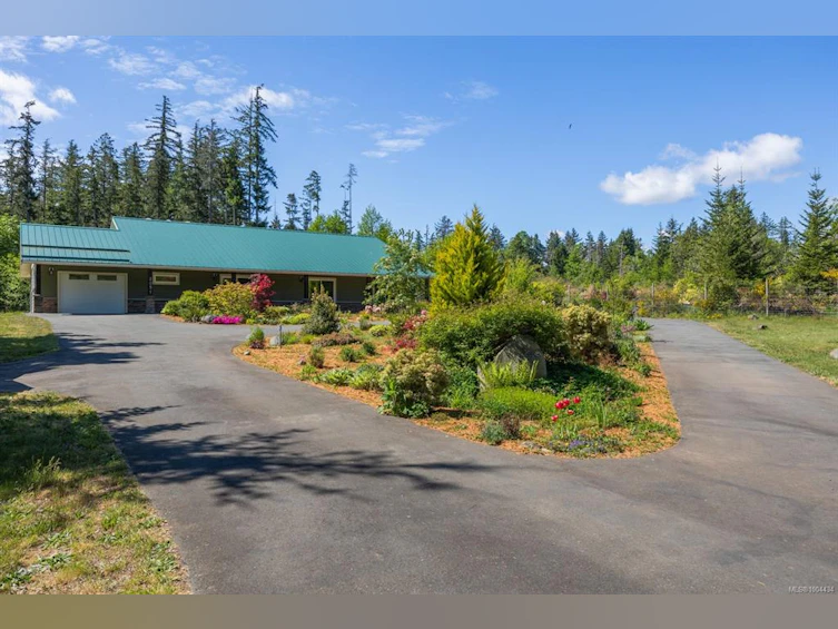 2051 Hector Road, Comox, BC, V9M 3Y7 - 44