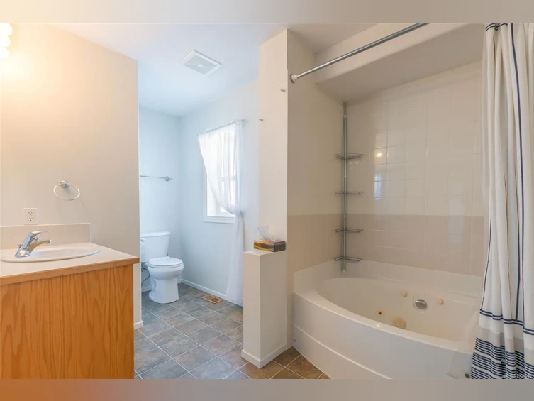 6225 Farber Way, Nanaimo, BC, V9T 6J2 - 8
