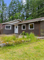 3587 Yellow Point Road