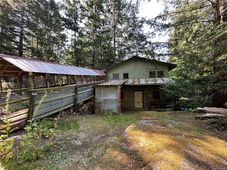 1416 Manzanita Road, Cortes Island, BC, V0P 1T0 - 47