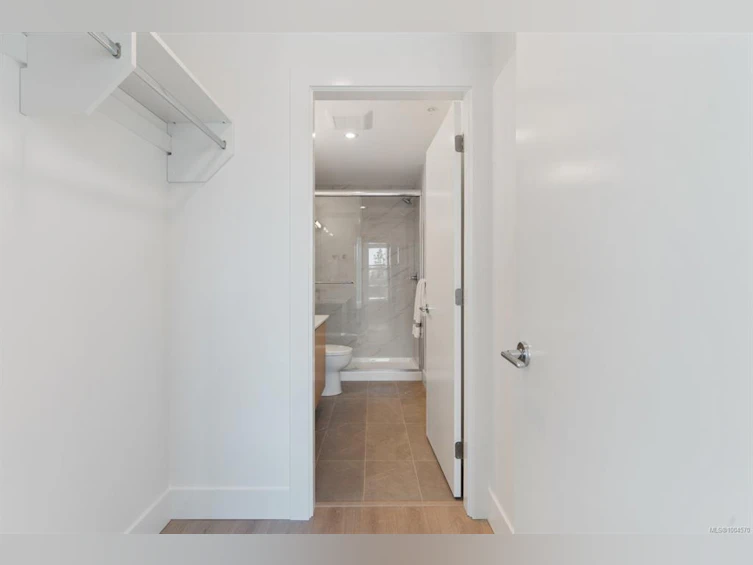 211-258 Helmcken Road, View Royal, BC, X0X 0X0 - 15