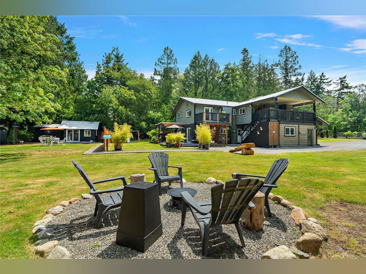 870 Woodcreek Drive, North Saanich, BC, V8L 4R4