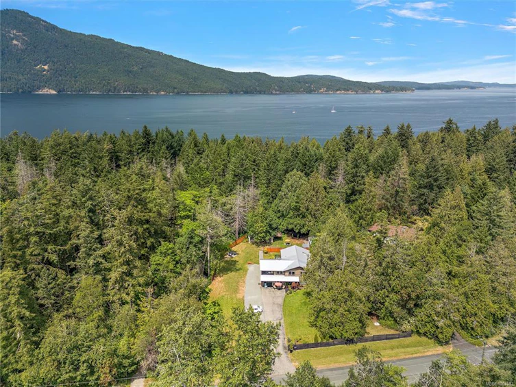 870 Woodcreek Drive, North Saanich, BC, V8L 4R4 - 7
