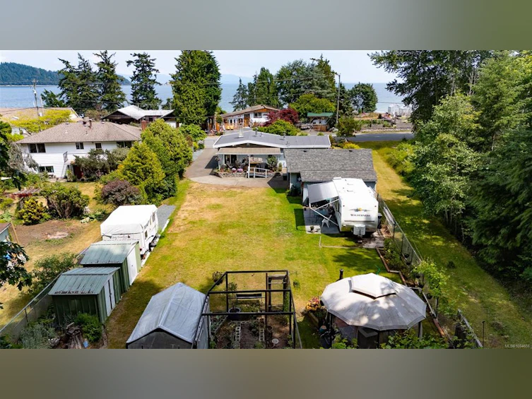 5340 Gainsberg Road, Bowser/Deep Bay, BC, V0R 1G0 - 9