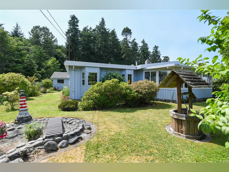 5340 Gainsberg Road, Bowser/Deep Bay, BC, V0R 1G0
