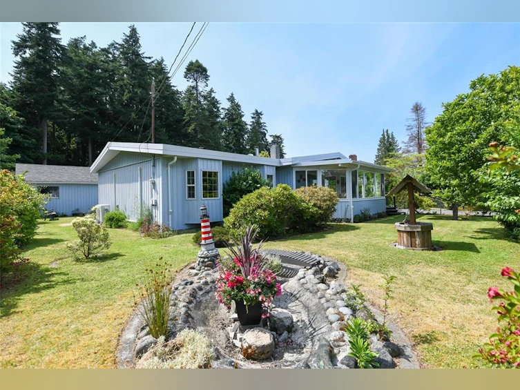 5340 Gainsberg Road, Bowser/Deep Bay, BC, V0R 1G0 - 5