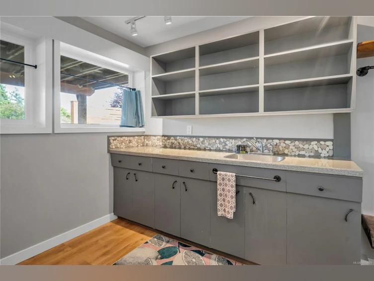 260 Carnegie Street, Campbell River, BC, V9W 2J5 - 36