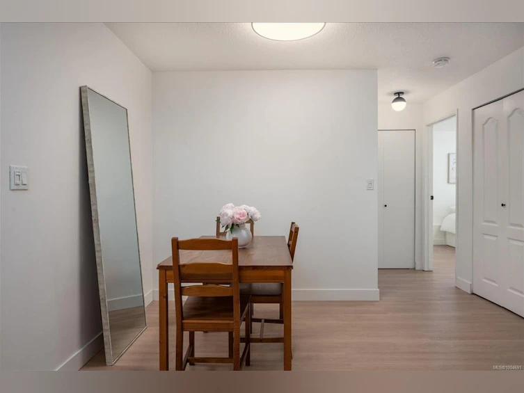 A & B-123 Adams Avenue, Nanaimo, BC, V9S 4R9 - 12