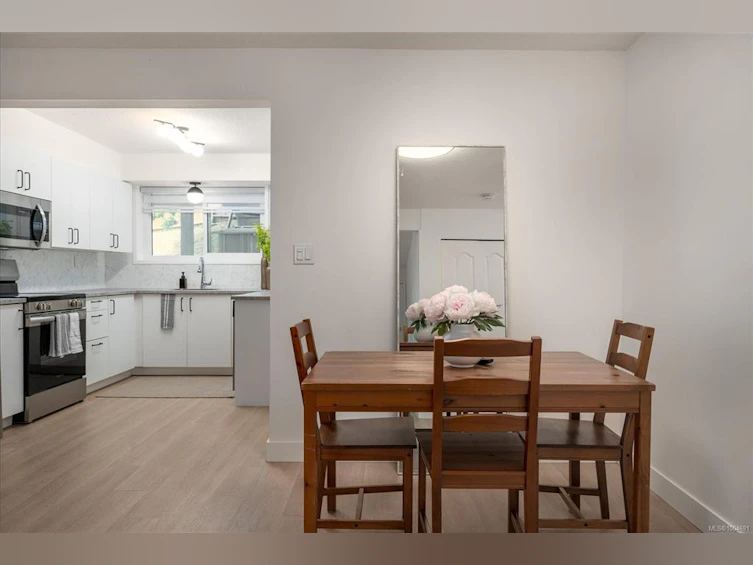 A & B-123 Adams Avenue, Nanaimo, BC, V9S 4R9 - 10