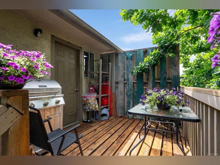 A & B-123 Adams Avenue, Nanaimo, BC, V9S 4R9 - 36