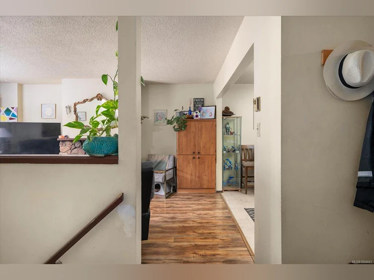 A & B-123 Adams Avenue, Nanaimo, BC, V9S 4R9 - 29