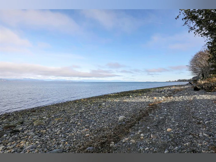 842 Bluffs Drive, Qualicum Beach, BC, V9K 0A2 - 12