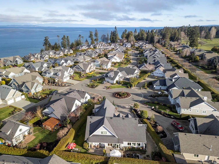 842 Bluffs Drive, Qualicum Beach, BC, V9K 0A2 - 24