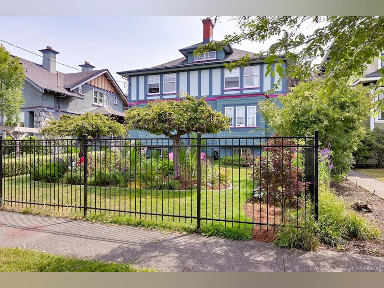 B-609 Su'it Street, Victoria, BC, V8V 4C3 - 67