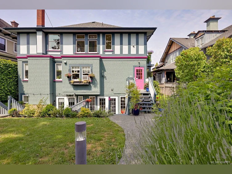 B-609 Su'it Street, Victoria, BC, V8V 4C3 - 43