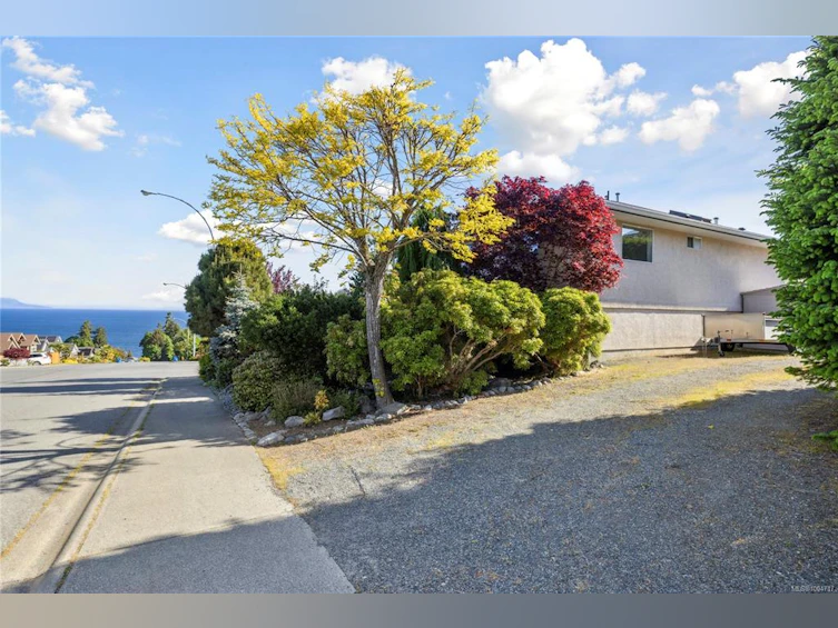 6395 Groveland Drive, Nanaimo, BC, V9V 1P5 - 8