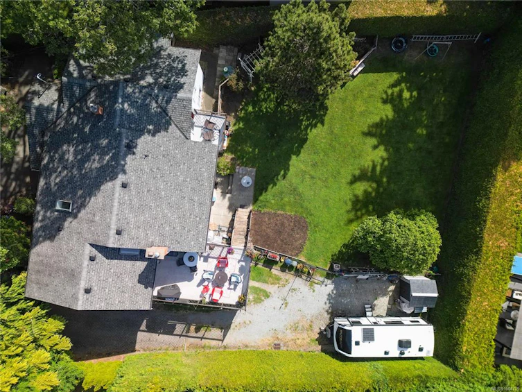 1529 Mt. Douglas Cross Road, Saanich, BC, V8N 1Z9 - 37