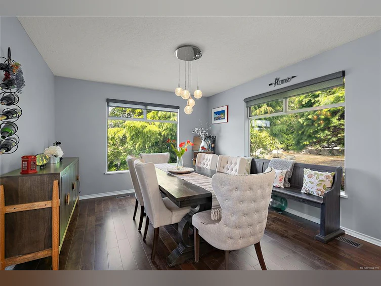 1529 Mt. Douglas Cross Road, Saanich, BC, V8N 1Z9 - 8