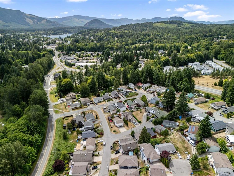 290 Carnell Drive, Lake Cowichan, BC, V0R 2G0 - 41