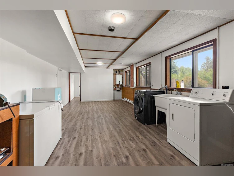 6982 Dickinson Road, Nanaimo, BC, V0R 2H0 - 34
