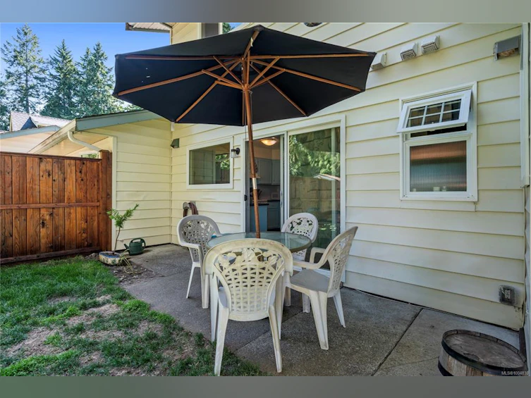 2-630 Maple Street, Qualicum Beach, BC, V9K 1J3 - 44
