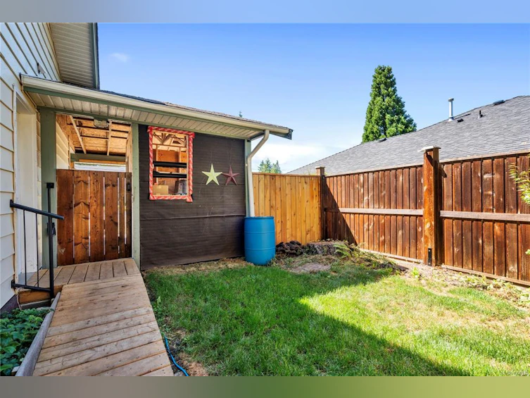 2-630 Maple Street, Qualicum Beach, BC, V9K 1J3 - 49