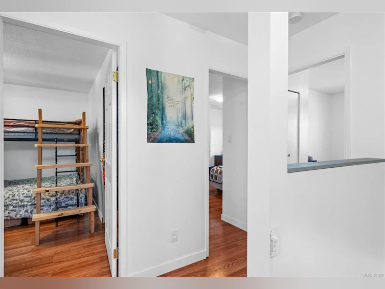 2-630 Maple Street, Qualicum Beach, BC, V9K 1J3 - 13