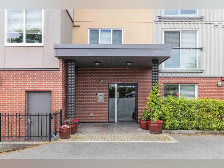 205-356 E Gorge Road, Victoria, BC, V8T 2W2 - 23