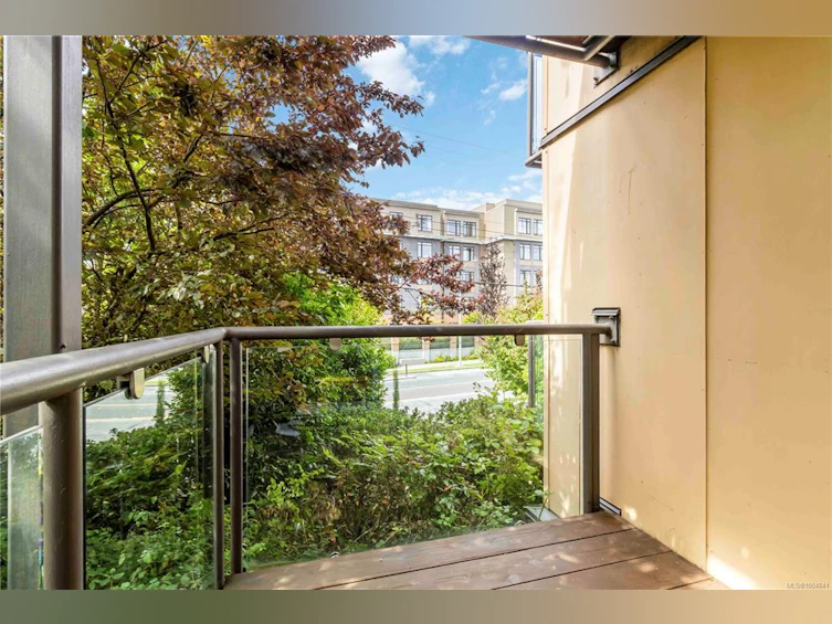 205-356 E Gorge Road, Victoria, BC, V8T 2W2 - 18
