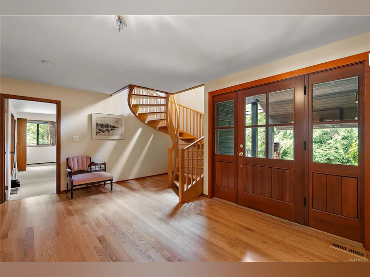 2268 Tryon Road, North Saanich, BC, V8L 5H7 - 9