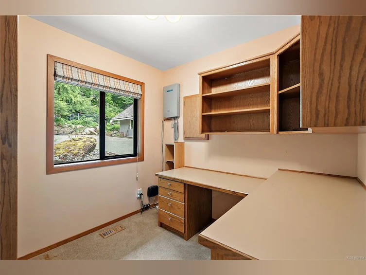 2268 Tryon Road, North Saanich, BC, V8L 5H7 - 21