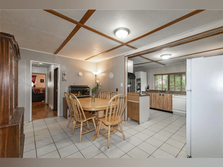2218 Dalton Road, Campbell River, BC, V9W 1H6 - 6
