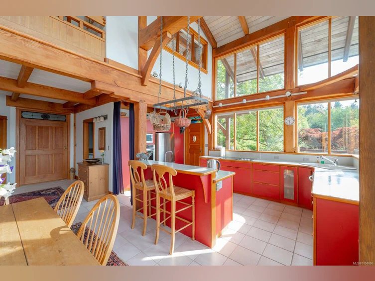 1027&1033 West Road, Quadra Island, BC, V0P 1N0 - 10